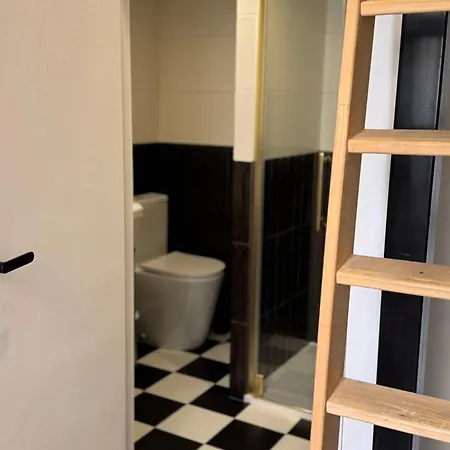 Hyper Centre アパート *