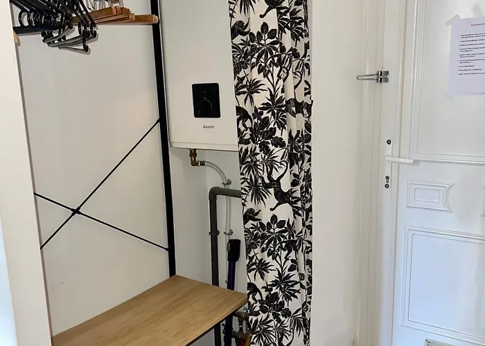 Hyper Centre アパート